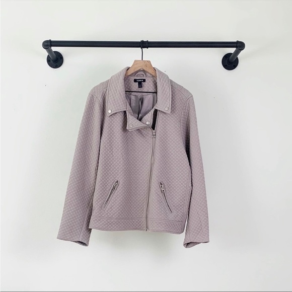 NWT Torrid Plus Size Pebble Grey Quilted Zip Up Moto Jacket - Picture 4 of 7